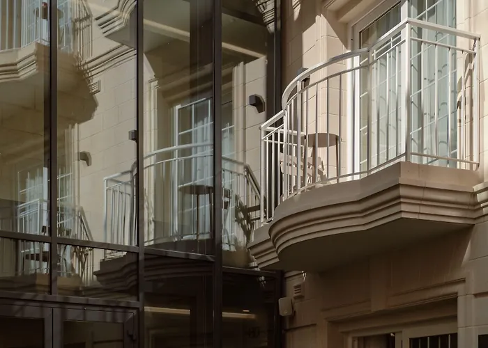 Palazzo Castagna Boutique Hotel *